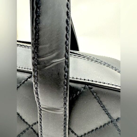 Auth Chanel Black Matte Leather Wild Stitch Surpique Medium Zip Around Tote Bag - Picture 10 of 16